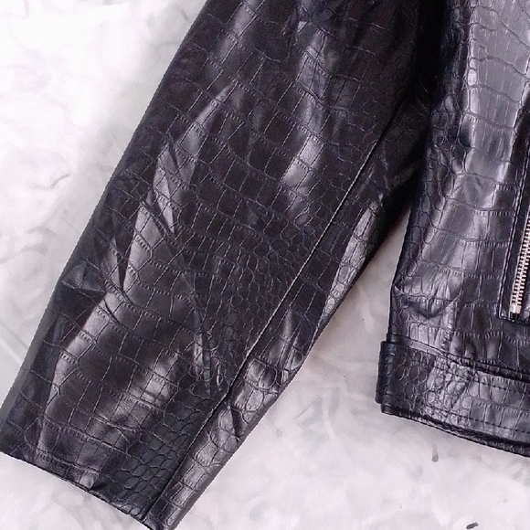 Faux Snakeskin Leather Motorcycle Jacket - Picture 5 of 8